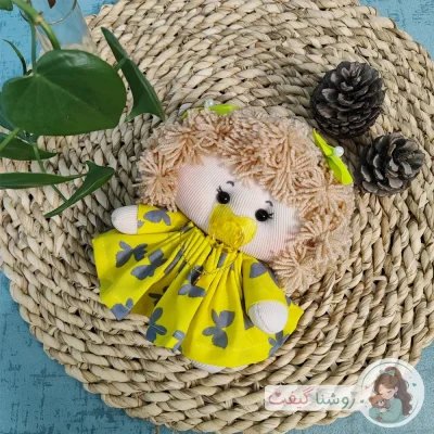ست هدیه 4 محصول - روشنا گیفت - عروسک - گیره مو - کش مو